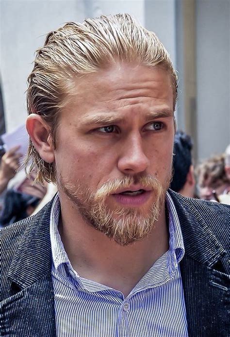 charlie hunnam haircut|charlie hunnam facial hair.